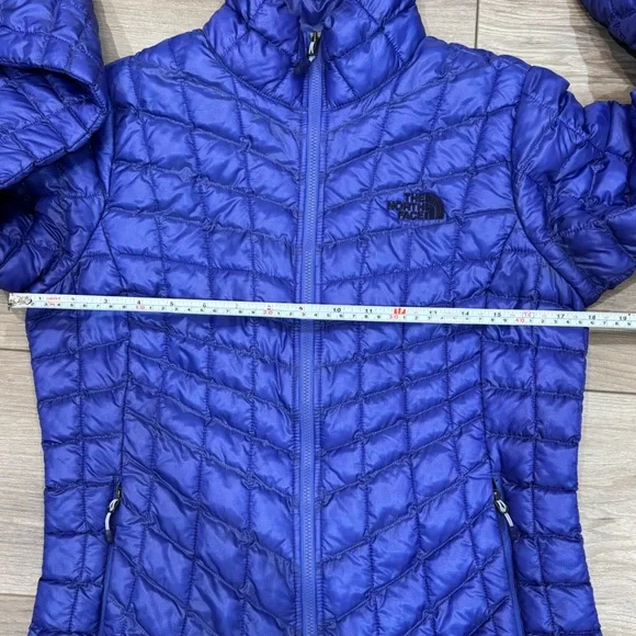 The North Face Women's Thermoball Purple Quilted Puffer Jacket - Picture 4 of 7